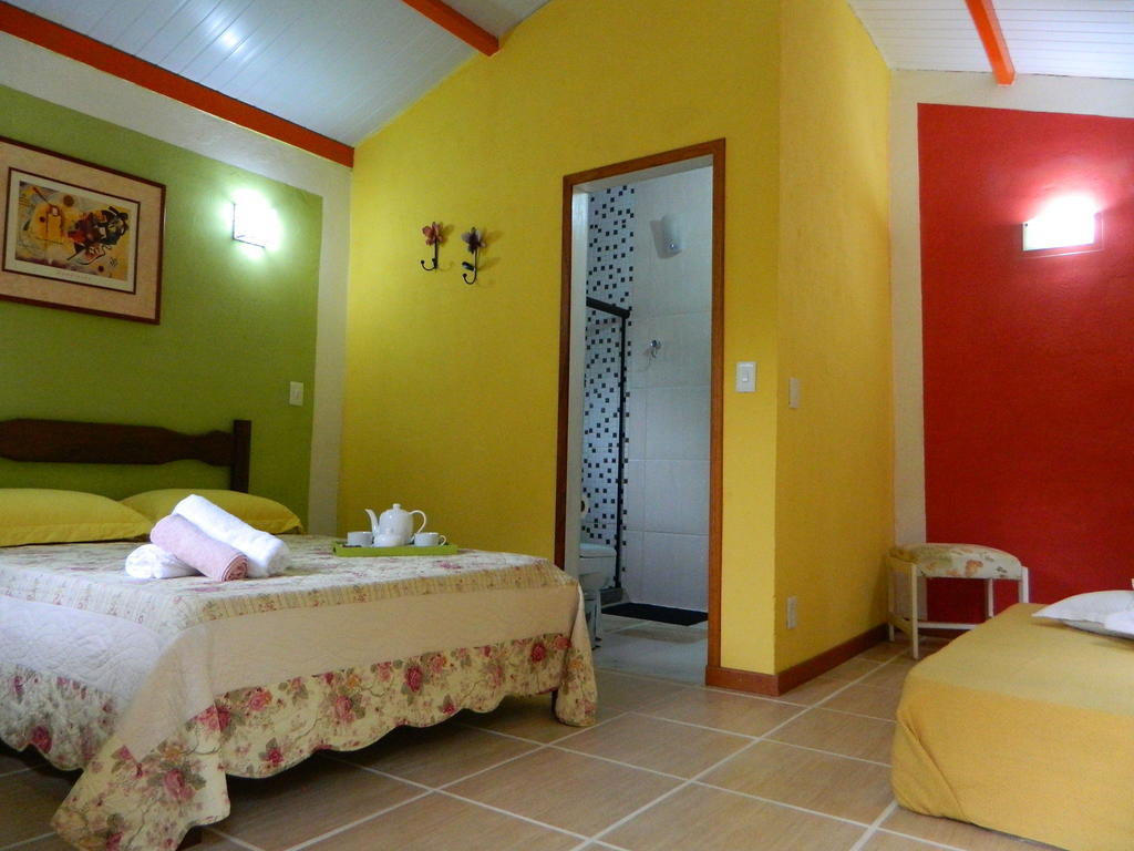 Bicho Do Mato Suites Guapimirim Rum bild